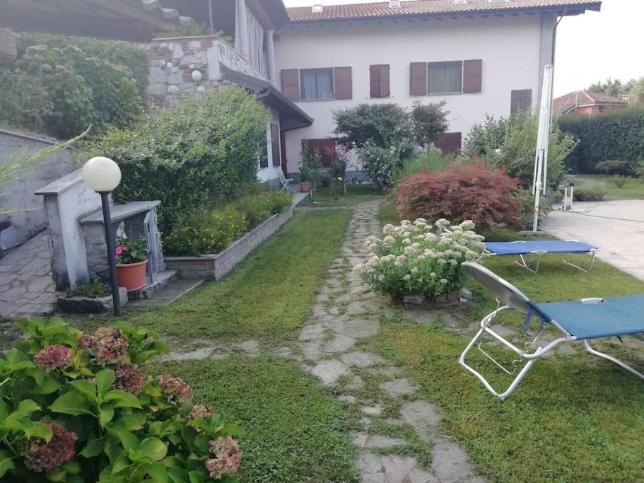 Un Bell Incontro Appartement Borgo Ticino Buitenkant foto